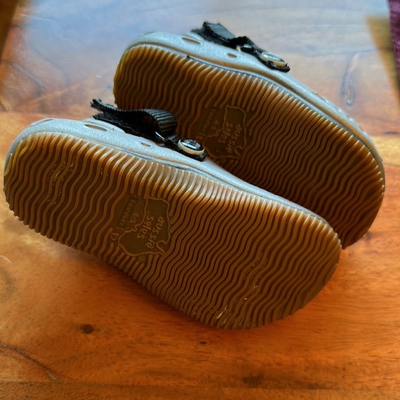 4C 5C Toddler Aussie Soles Closed-Toe Sandals Water Shoes, Adjustable - Picture 2 of 3